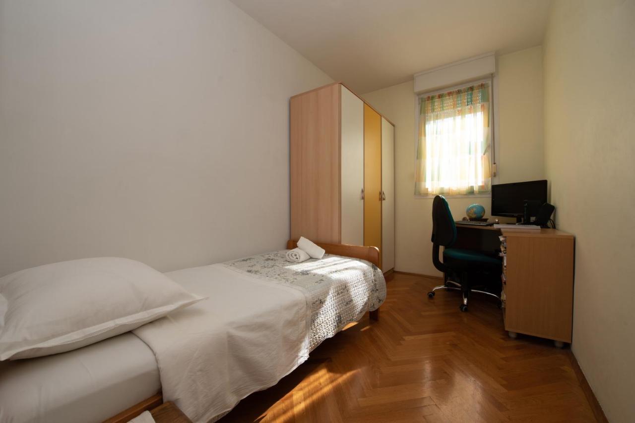 Apartment Cipile Split Exteriör bild